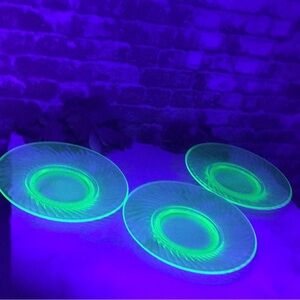 Antique Imperial Optic Swirl Green 8” Uranium Glass Plates Set of Three